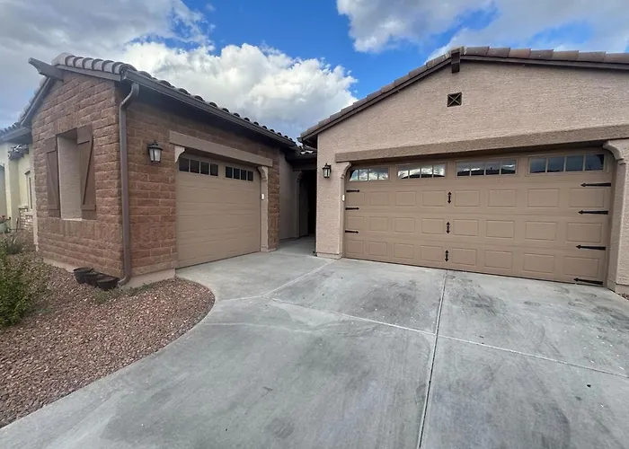 Genie Palace At Statefarm Stadium Apartment Phoenix