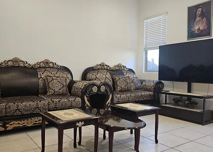 Genie Palace At Statefarm Stadium Apartment *